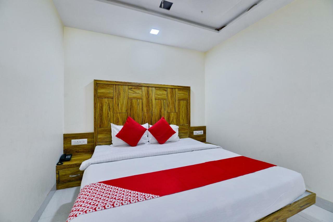 Oyo 10607 Hotel Image Point จ๊อดปูร์ ภายนอก รูปภาพ