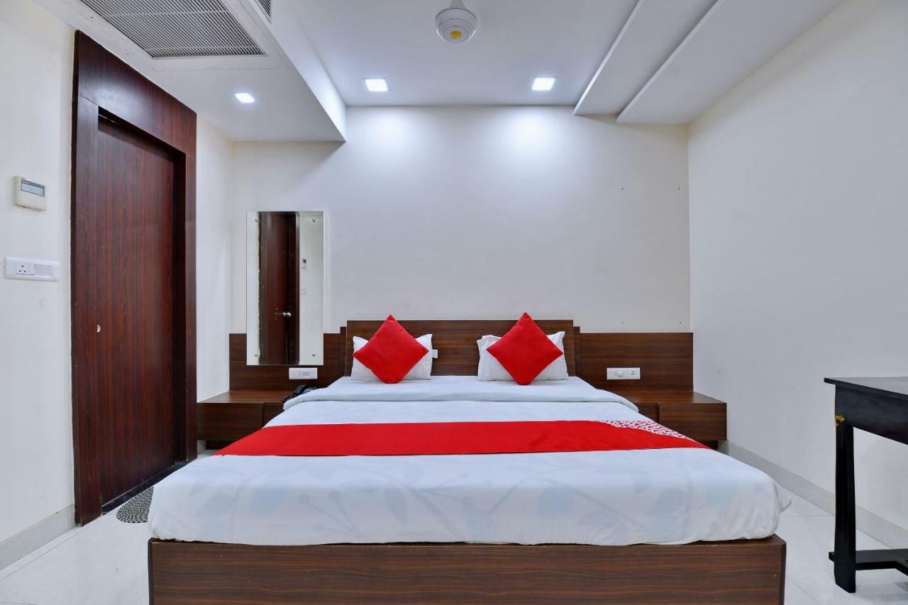 Oyo 10607 Hotel Image Point จ๊อดปูร์ ภายนอก รูปภาพ